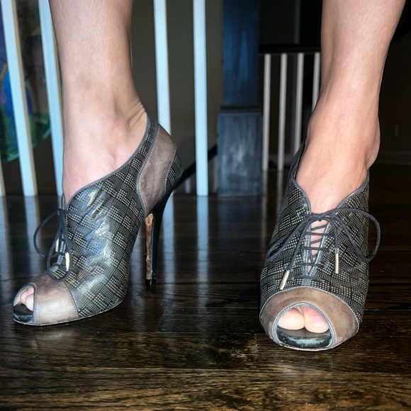 L.a.m.b. Lamb Gwen Stefani Oxford peep toe lace tongueless leather heels booties - Picture 7 of 10